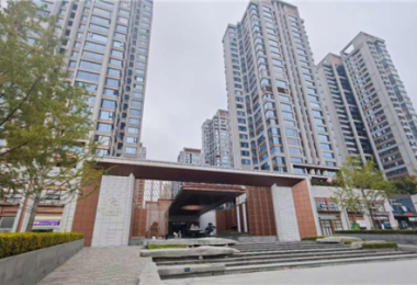 陽光產(chǎn)權(quán)交易所完成首宗物業(yè)選聘創(chuàng)新業(yè)務(wù),助力貴陽市云著小區(qū)物業(yè)費降幅超22%